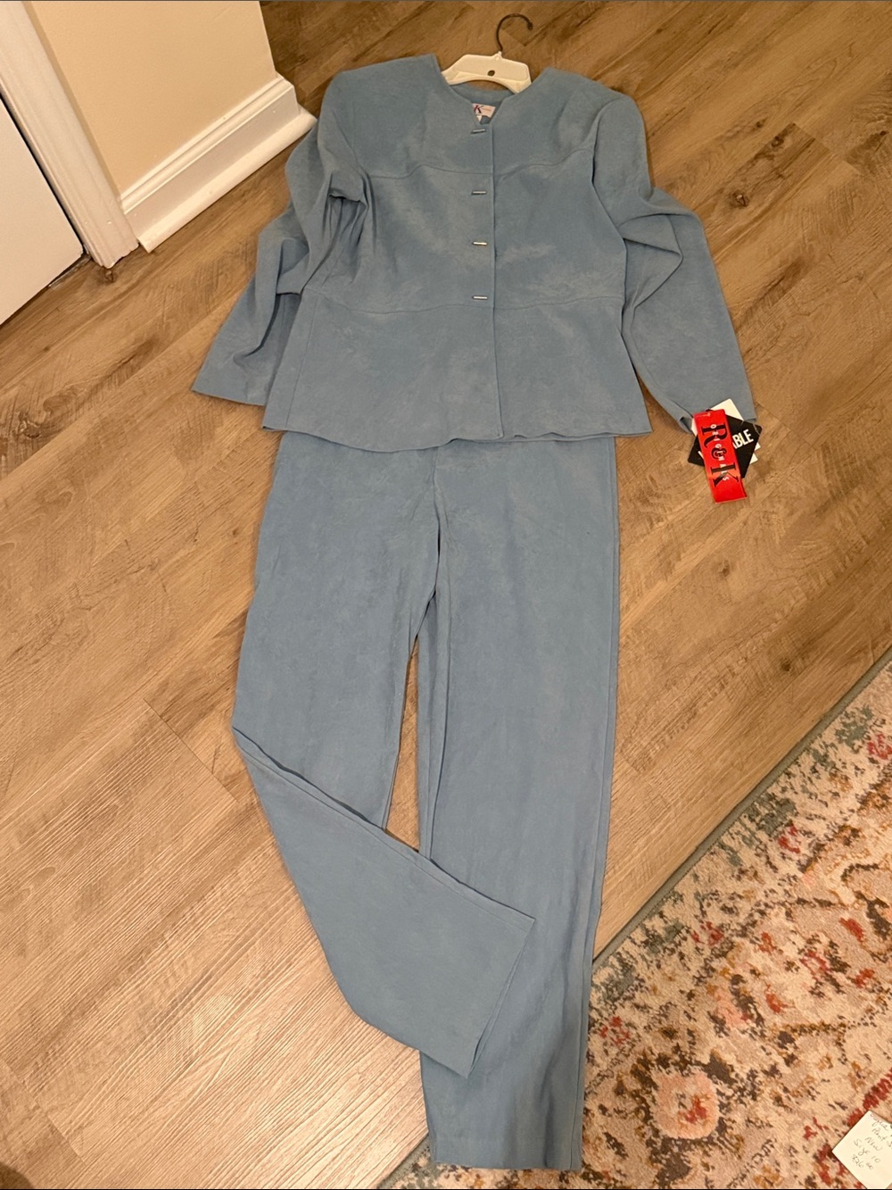 Women's Powder Blue Two-Piece Pantsuit - Tailored Jacket & Straight Leg Pants
